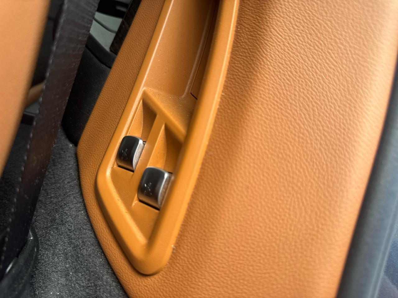 BMW X7  2019