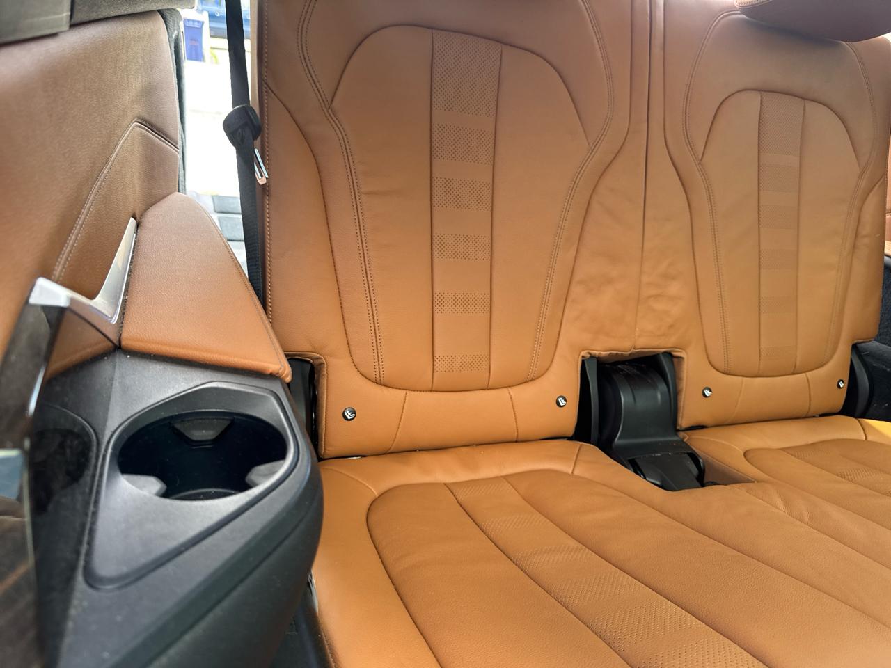 BMW X7  2019