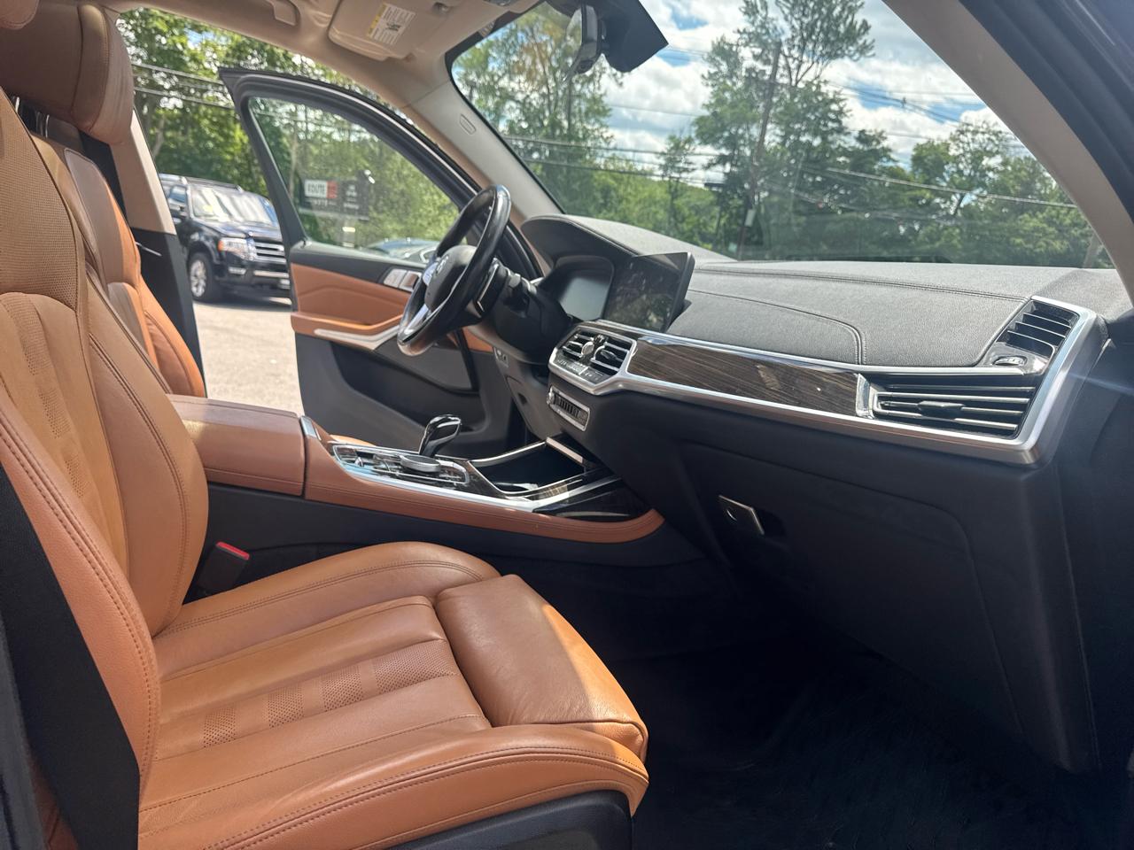 BMW X7  2019