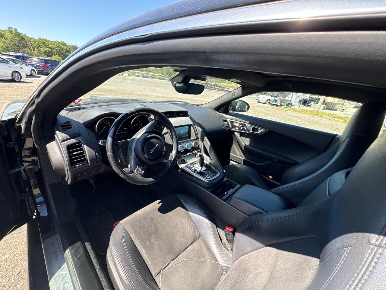 Jaguar F-Type 2dr Cpe Auto RWD 2016