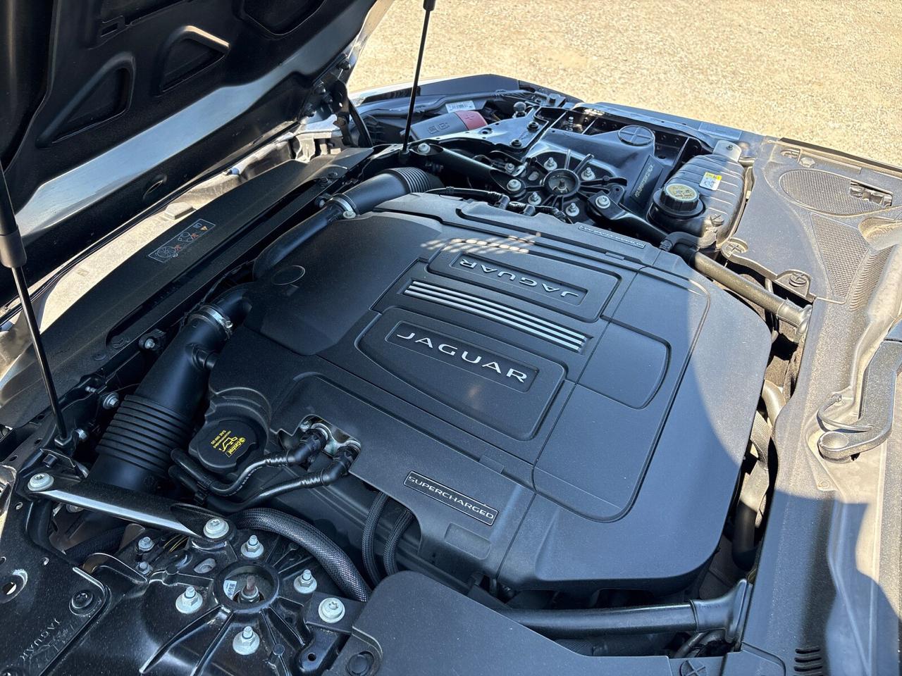 Jaguar F-Type 2dr Cpe Auto RWD 2016