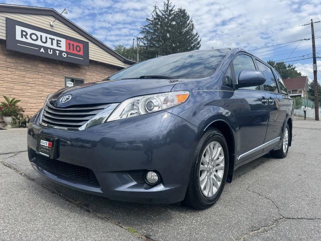 Blue 2017 Toyota Sienna Minivan Front-Wheel Drive Automatic