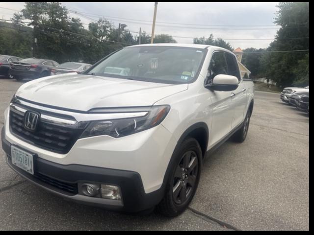 White 2020 Honda Ridgeline Pickup Truck All-Wheel Drive Automatic