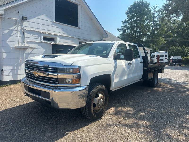 Chevrolet Silverado 3500HD Work Truck Crew Cab 4WD 2017 Chevrolet Silverado 3500HD Work Truck Crew Cab 4WD 2017