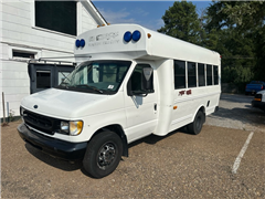 2000 Ford Econoline 