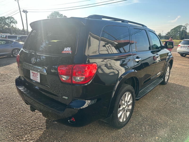 Toyota Sequoia Plantium 4WD FFV 2013 Toyota Sequoia Plantium 4WD FFV 2013