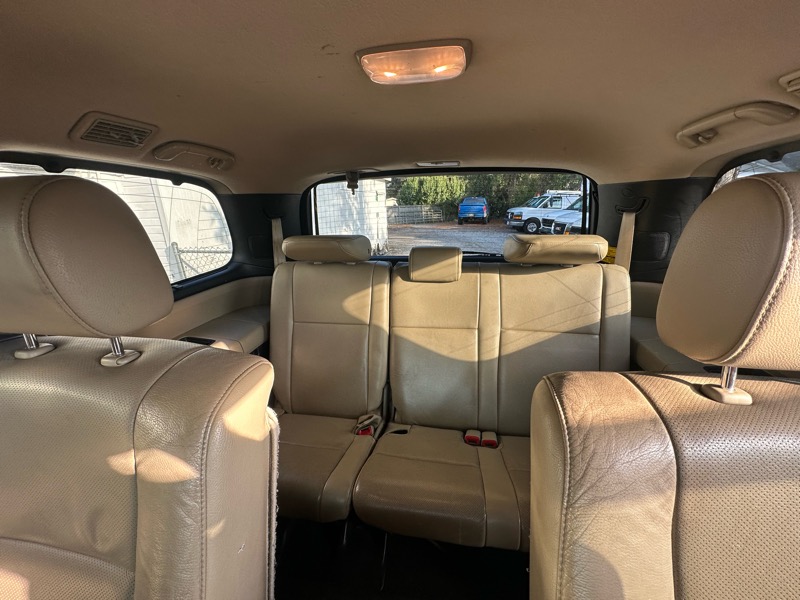 Toyota Sequoia Plantium 4WD FFV 2013 Toyota Sequoia Plantium 4WD FFV 2013