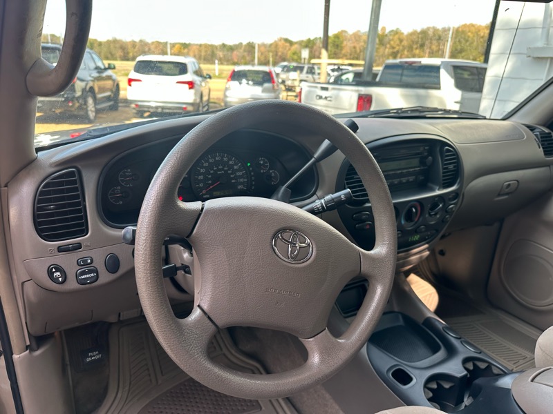 Toyota Tundra SR5 4.6L V8 Double Cab 2WD 2006