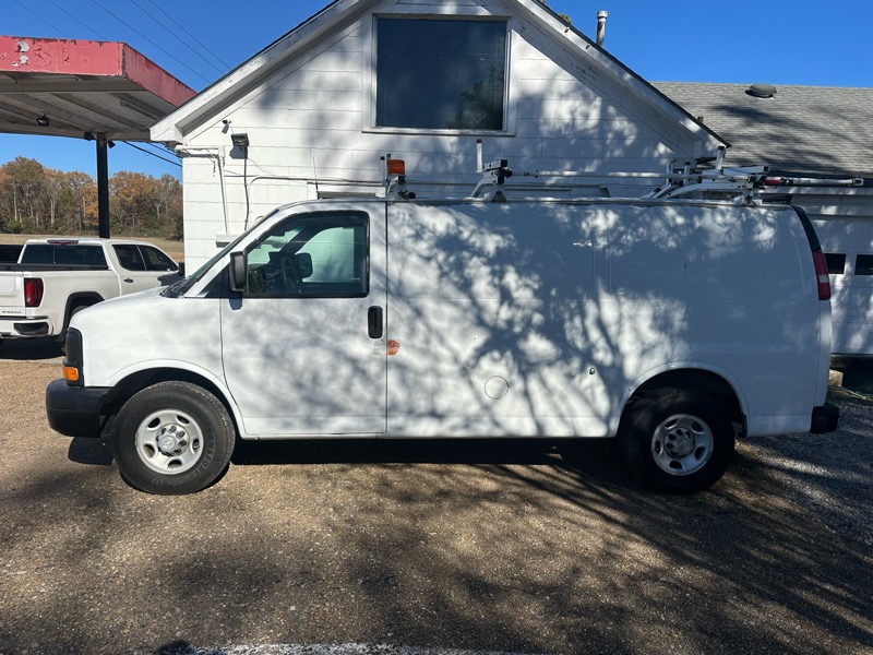 Chevrolet Express 2500 Cargo 2012