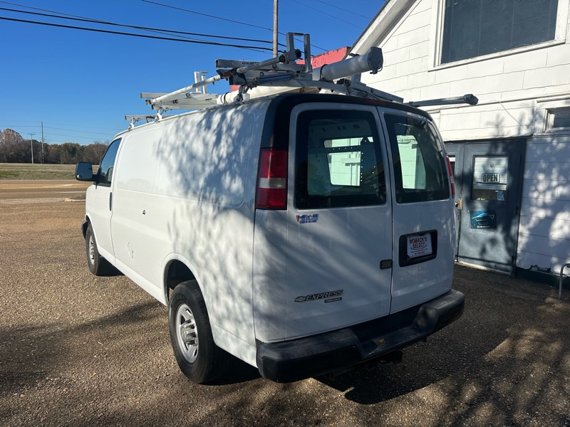 Chevrolet Express 2500 Cargo 2013