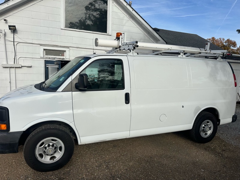 Chevrolet Express 2500 Cargo 2012