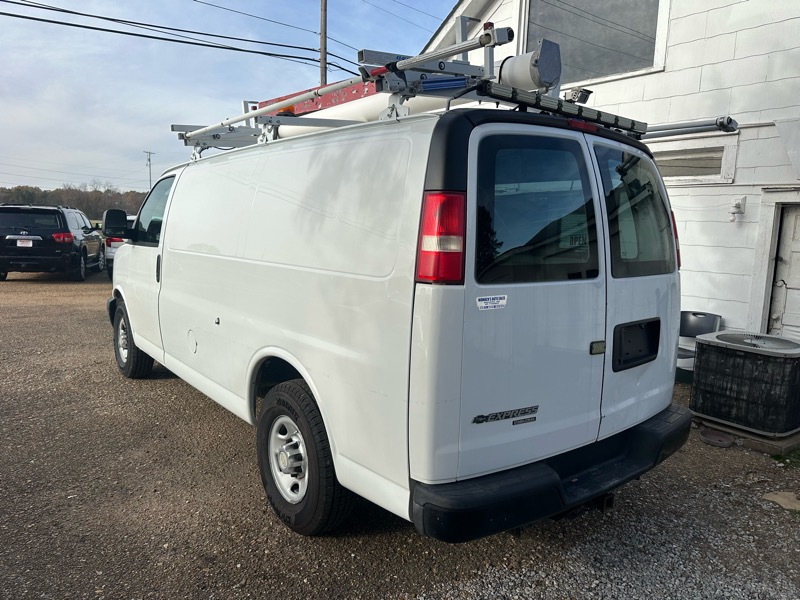 Chevrolet Express 2500 Cargo 2012