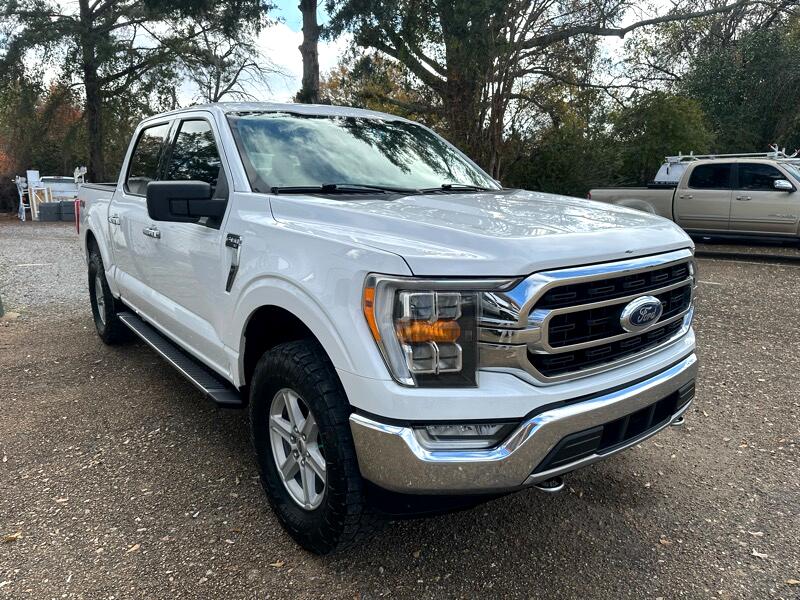 Ford F-150 4WD SuperCrew 139" XLT 2021