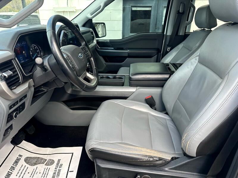 Ford F-150 4WD SuperCrew 139" XLT 2021