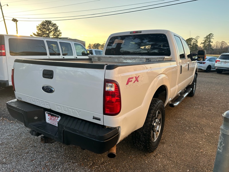 Ford F-250 SD XLT Crew Cab Long Bed 4WD 2011