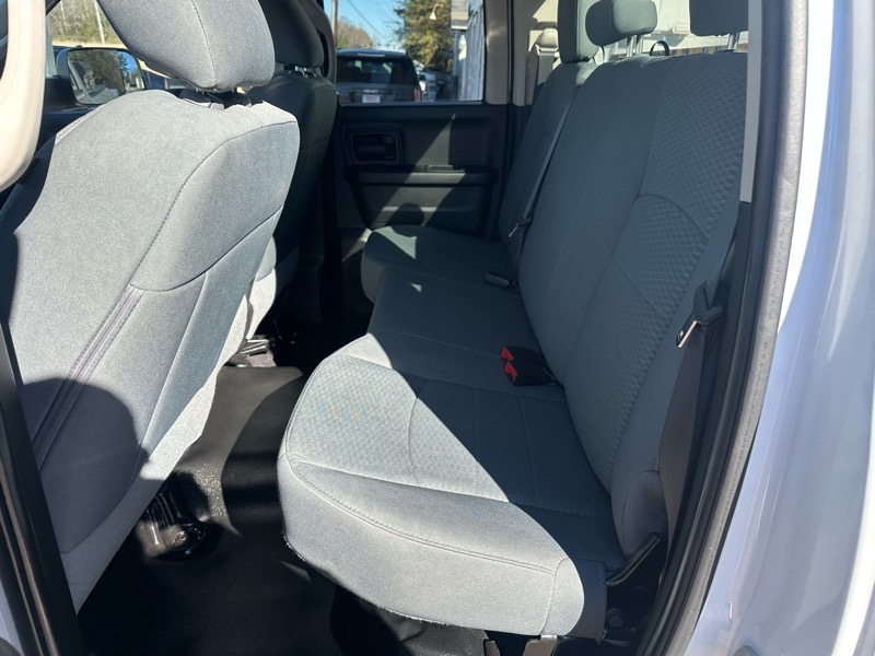 RAM 1500 Classic Tradesman Quad Cab 4WD 2020