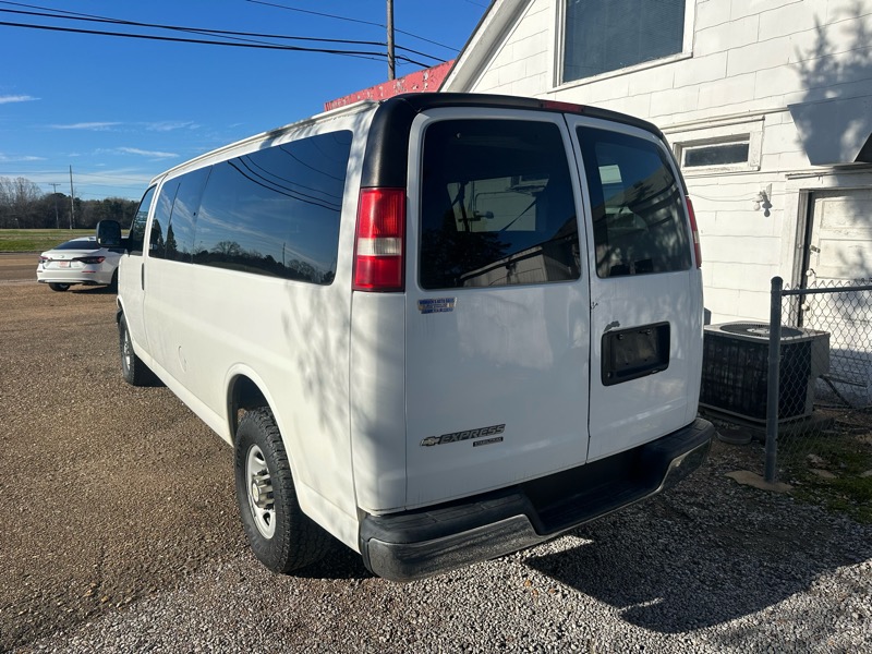 Chevrolet Express LT 3500 Extended 2014