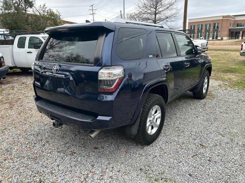 Toyota 4Runner SR5 4WD 2017
