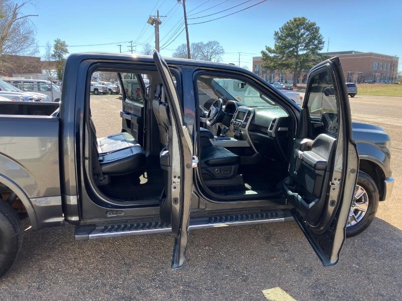 Ford F-150 Lariat SuperCrew 5.5-ft. Bed 4WD 2016