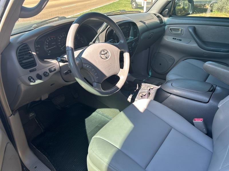 Toyota Sequoia SR5 2WD 2007