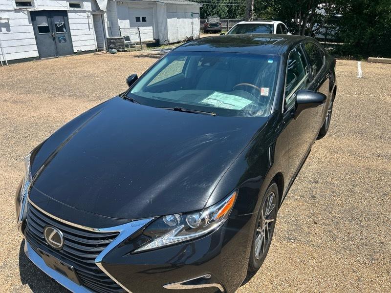 Lexus ES 350 Sedan 2017