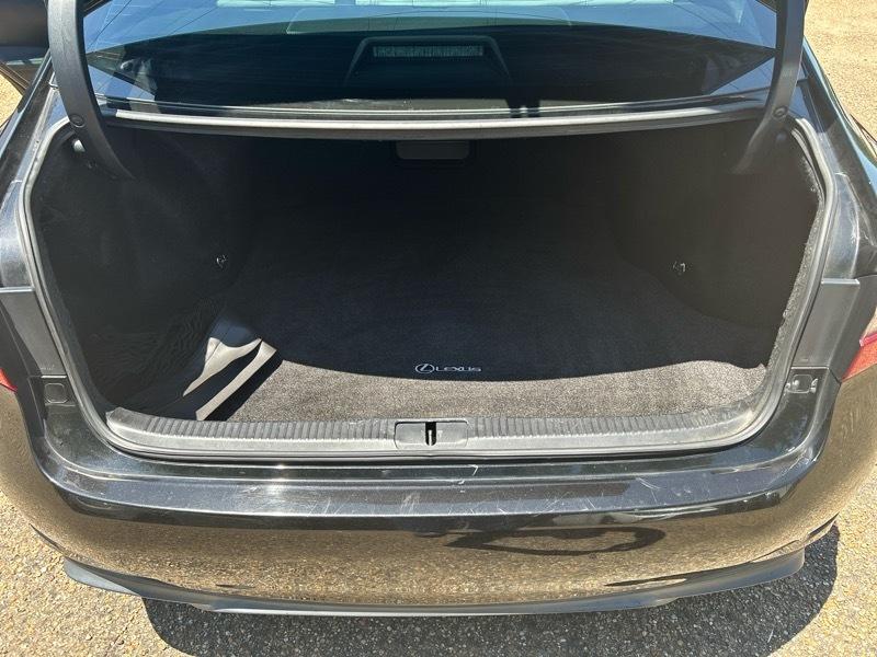 Lexus ES 350 Sedan 2017