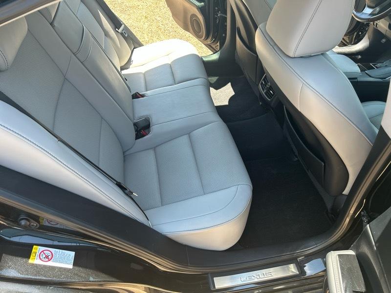 Lexus ES 350 Sedan 2017