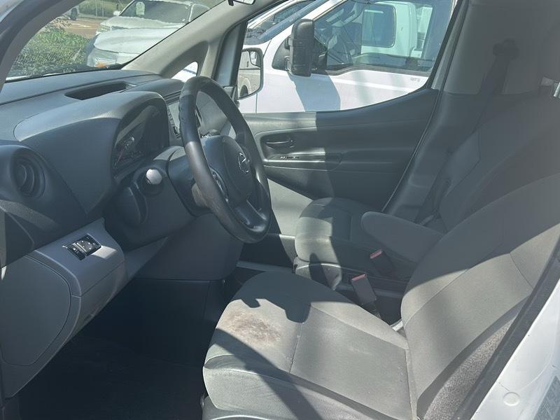 Nissan NV200 SV 2017