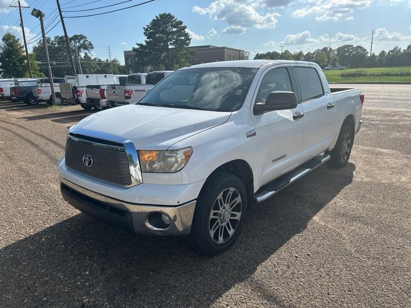 Toyota Tundra SR DblCab 4WD 5.7L V8 2013