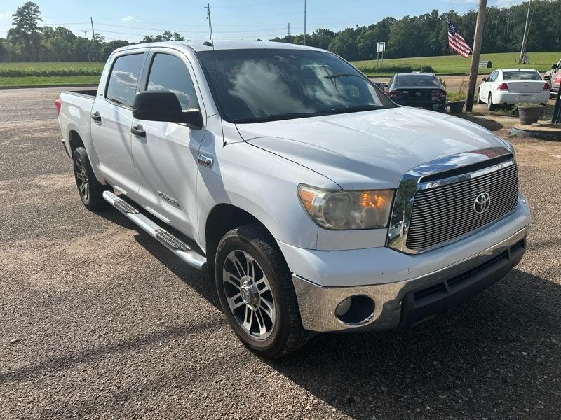 Toyota Tundra SR DblCab 4WD 5.7L V8 2013
