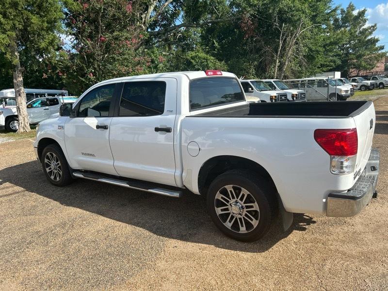 Toyota Tundra SR DblCab 4WD 5.7L V8 2013