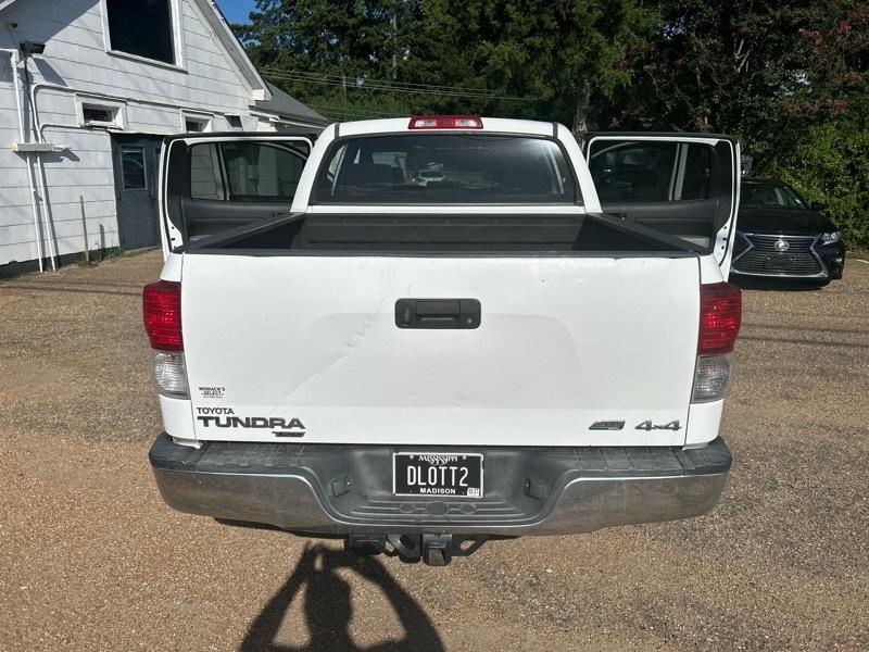 Toyota Tundra SR DblCab 4WD 5.7L V8 2013