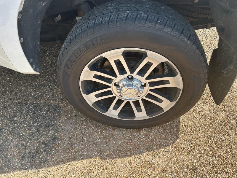 Toyota Tundra SR DblCab 4WD 5.7L V8 2013