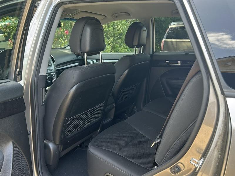 Kia Sorento LX 2WD 2014