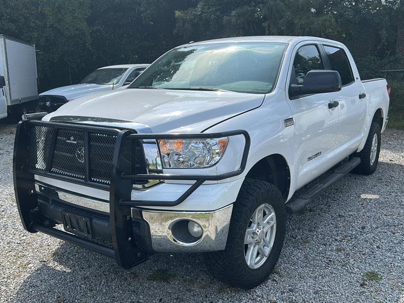 Toyota Tundra SR5 5.7L Double Cab 4WD 2012