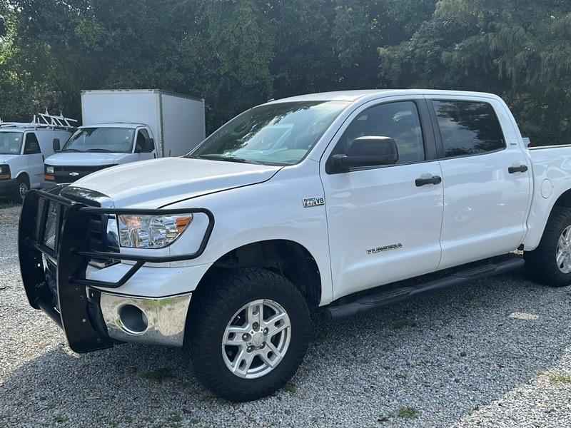Toyota Tundra SR5 5.7L Double Cab 4WD 2012
