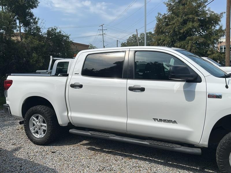 Toyota Tundra SR5 5.7L Double Cab 4WD 2012