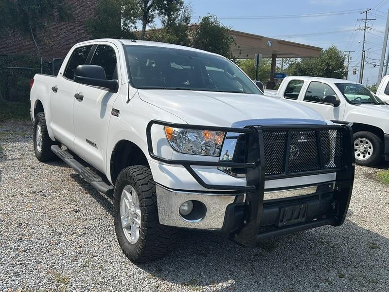 Toyota Tundra SR5 5.7L Double Cab 4WD 2012