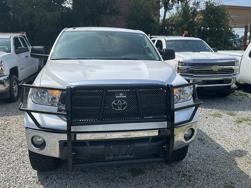 Toyota Tundra SR5 5.7L Double Cab 4WD 2012