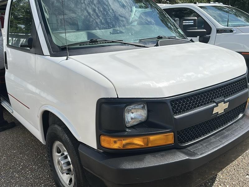 Chevrolet Express 3500 Cargo 2012