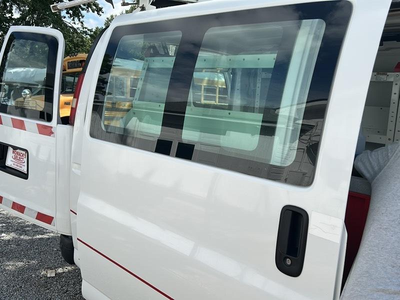 Chevrolet Express 3500 Cargo 2012
