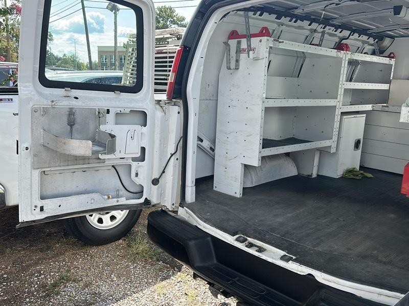 Chevrolet Express 3500 Cargo 2012