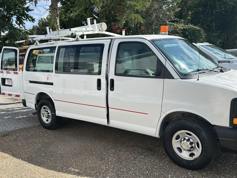 Chevrolet Express 3500 Cargo 2012