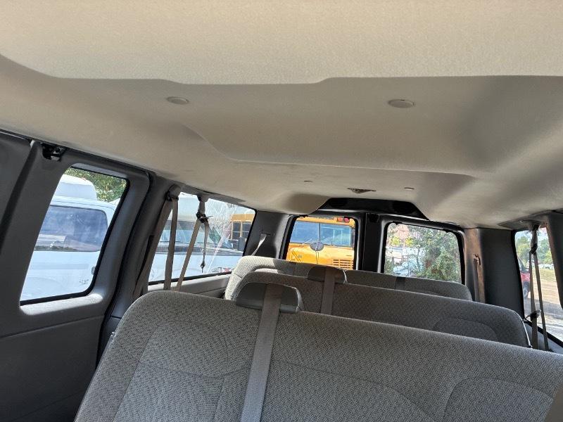 Chevrolet Express LS 2500 2023