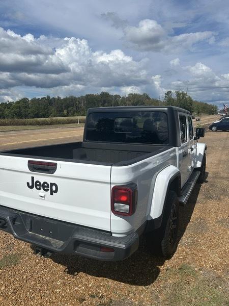 Jeep Gladiator Altitude 4x4 2022