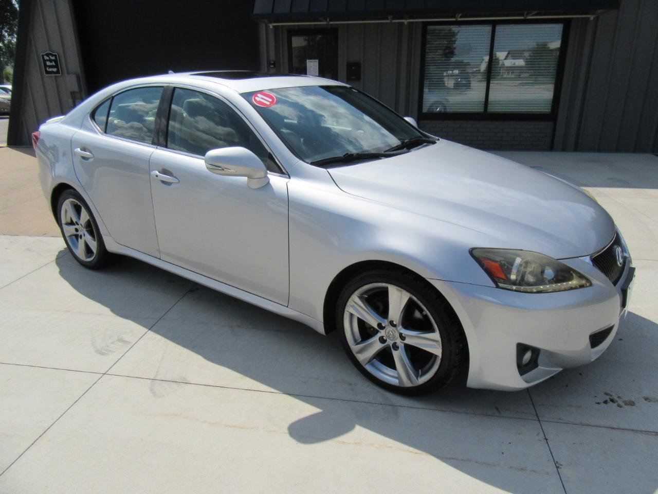Lexus IS  2011