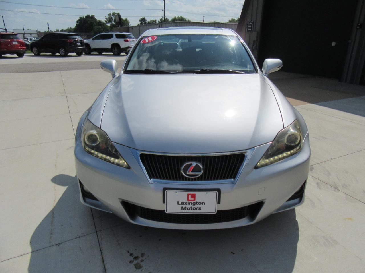 Lexus IS  2011