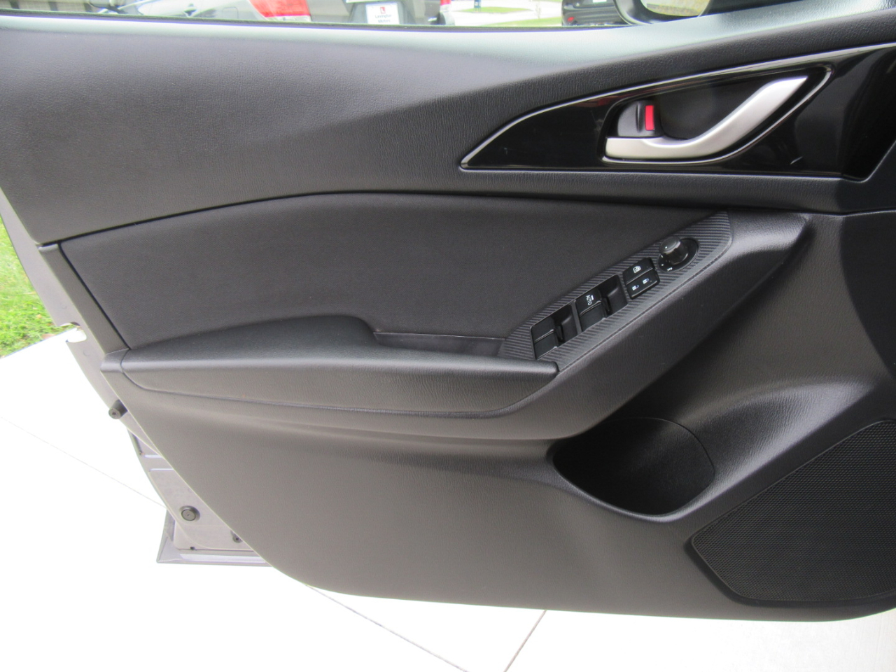Mazda MAZDA3 i Sport 2015 Mazda MAZDA3 i Sport 2015