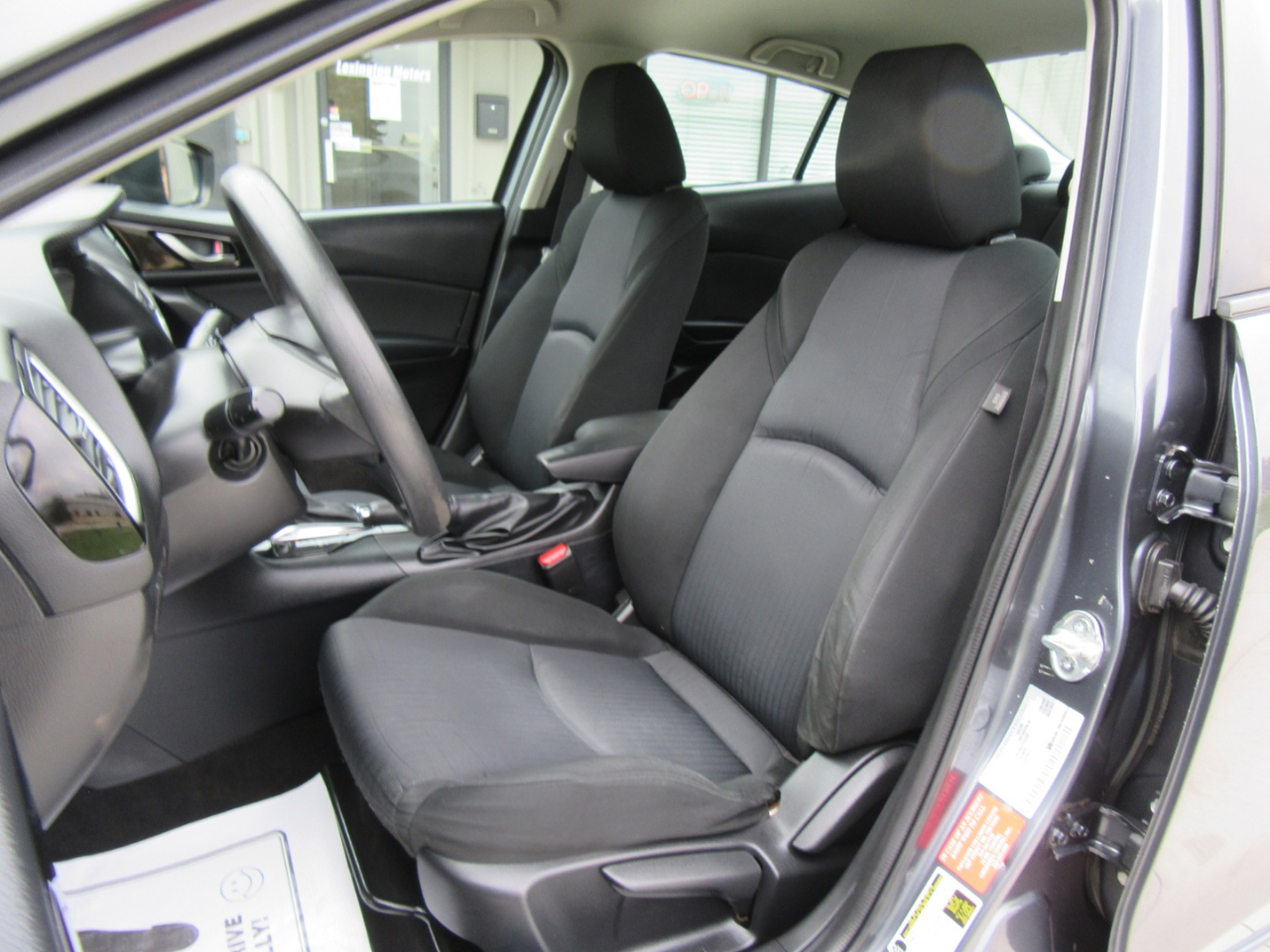 Mazda MAZDA3 i Sport 2015 Mazda MAZDA3 i Sport 2015