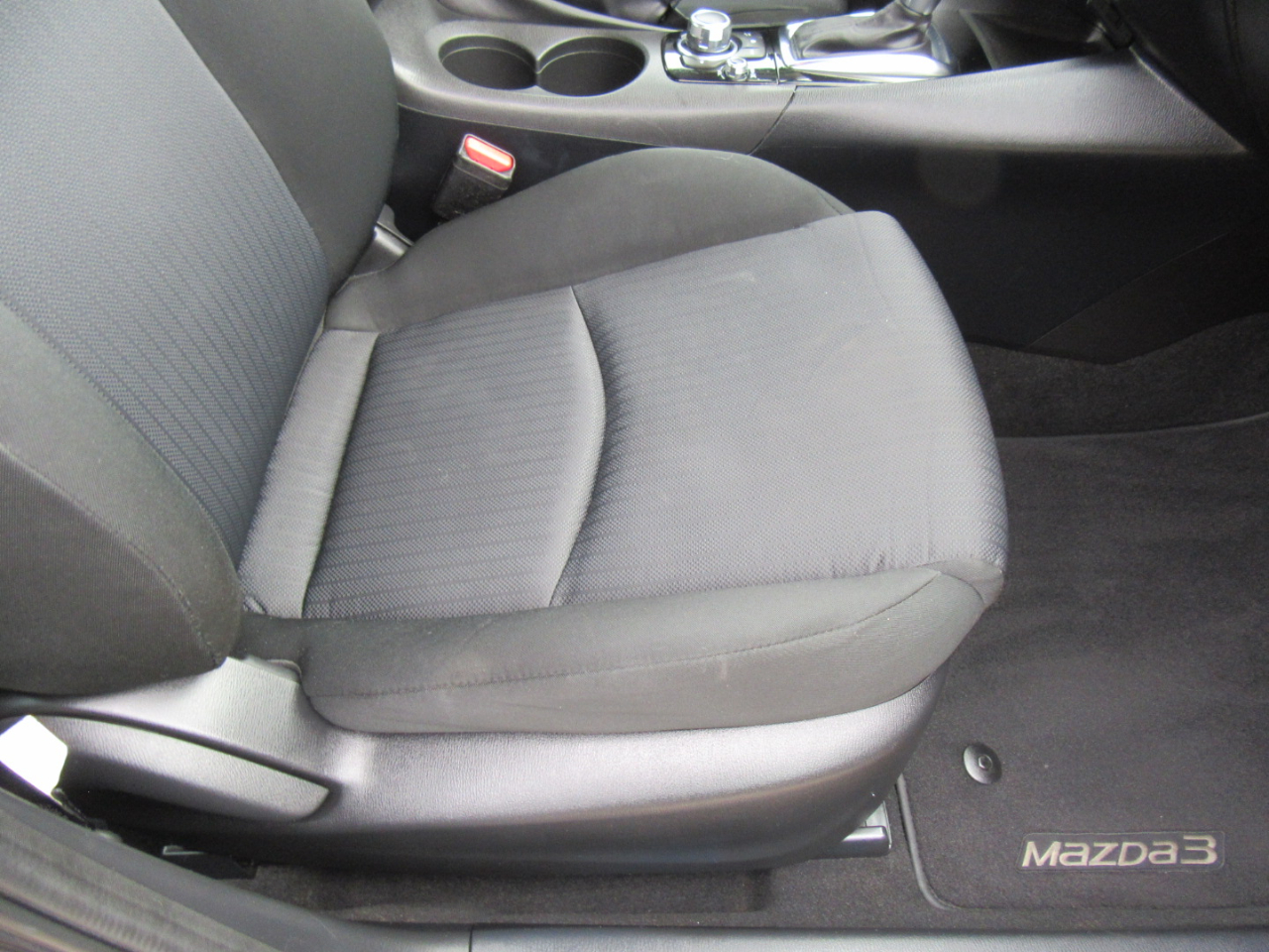 Mazda MAZDA3 i Sport 2015 Mazda MAZDA3 i Sport 2015